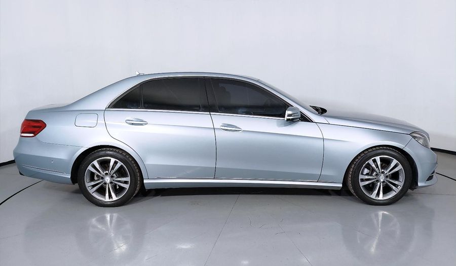 Mercedes Benz Clase E 2.0 200 CGI AVANTGARDE Sedan 2016