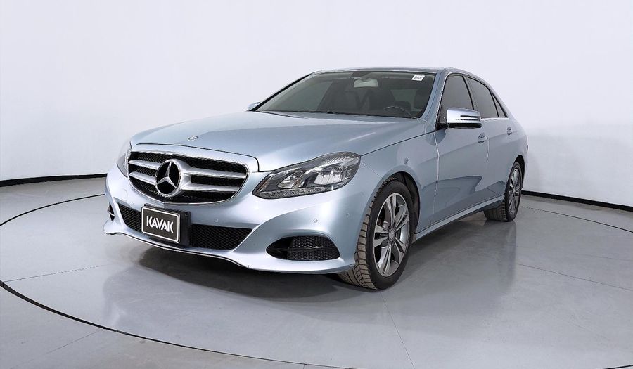 Mercedes Benz Clase E 2.0 200 CGI AVANTGARDE Sedan 2016