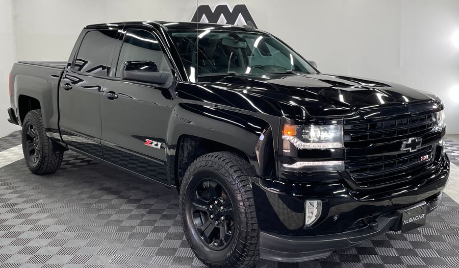 Chevrolet Cheyenne 6.2 2500 CHEYENNE CREW CAB N AT 4WD Pickup 2017