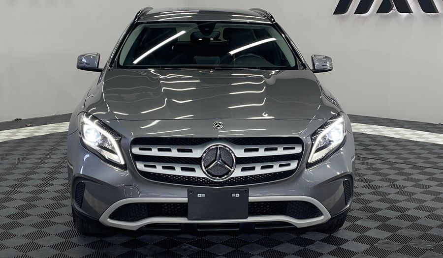 Mercedes Benz Clase Gla 1.6 GLA 200 DCT Suv 2020