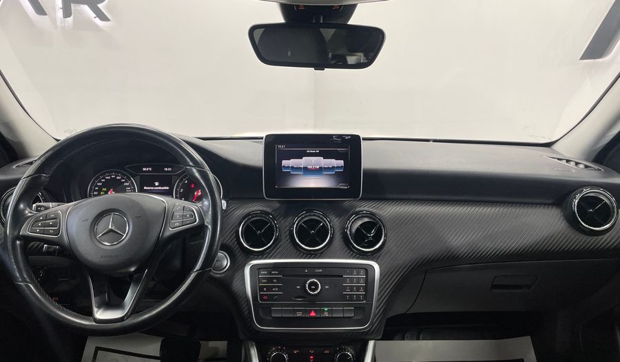 Mercedes Benz Clase Gla 1.6 GLA 200 DCT Suv 2020