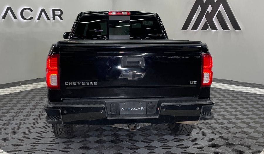 Chevrolet Cheyenne 6.2 2500 CHEYENNE CREW CAB N AT 4WD Pickup 2017
