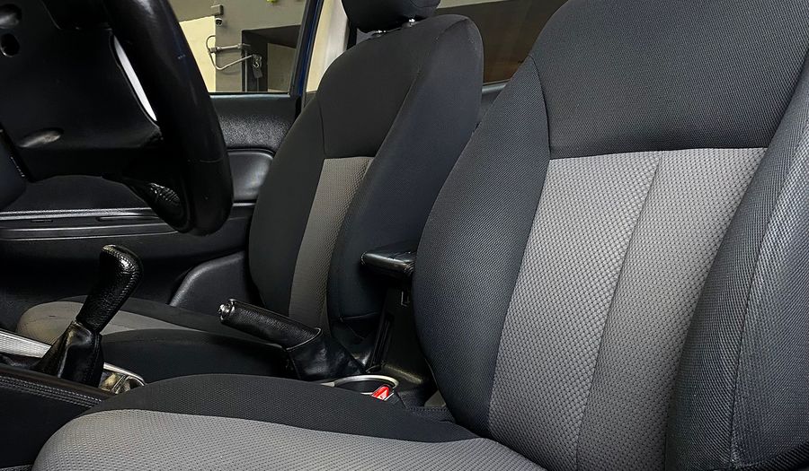 Mitsubishi L200 2.4 GLX GASOLINA Pickup 2023