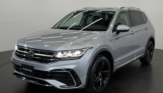 Volkswagen • Tiguan