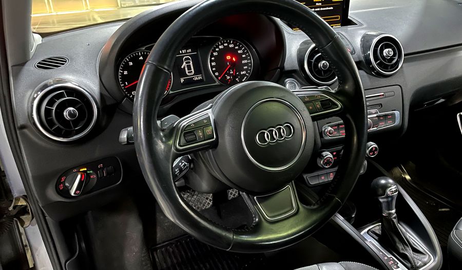 Audi A1 1.4 TFSI EGO S TRONIC Hatchback 2017