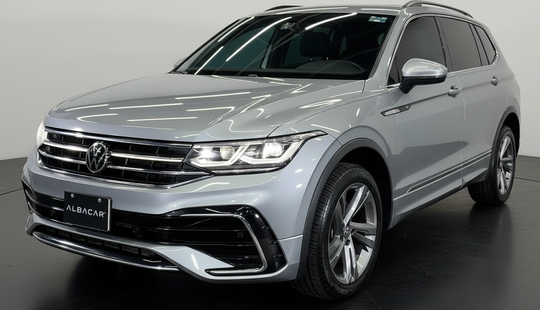 Volkswagen • Tiguan