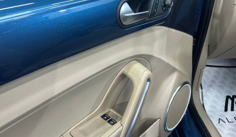 Volkswagen Beetle 2.5 SPORTLINE TIPTRONIC Hatchback 2017