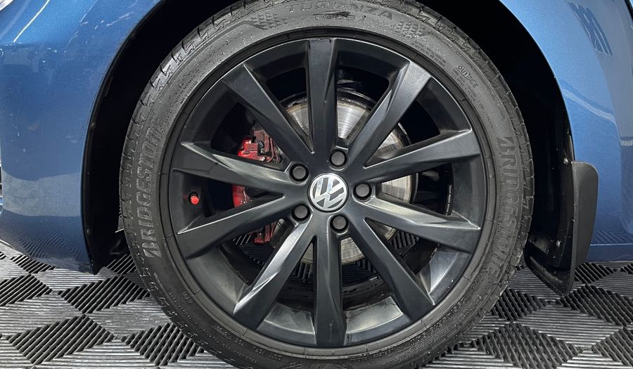 Volkswagen Beetle 2.5 SPORTLINE TIPTRONIC Hatchback 2017