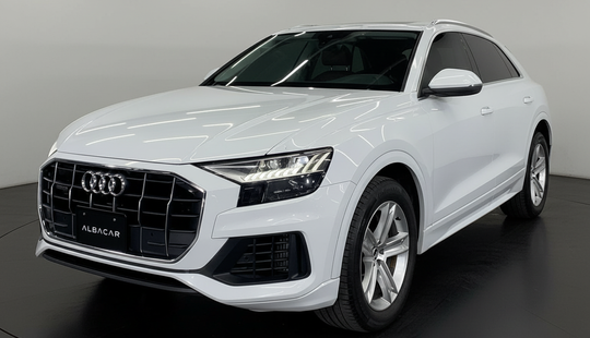 Audi • Q8