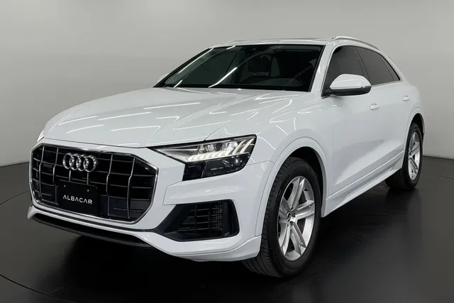 Audi · Q8