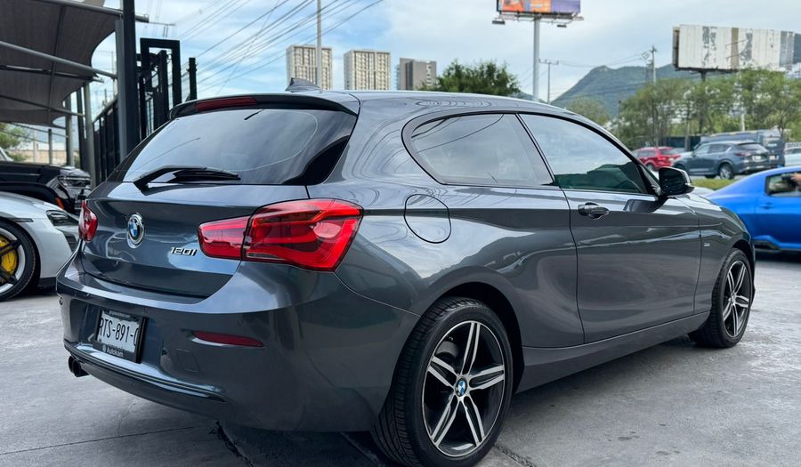 Bmw Serie 1 2.0 120IA SPORT LINE AUTO Hatchback 2017