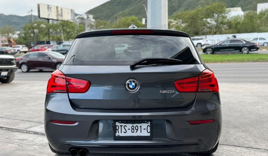 Bmw Serie 1 2.0 120IA SPORT LINE AUTO Hatchback 2017