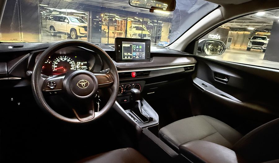 Toyota Yaris 1.5 BASE CVT Sedan 2023