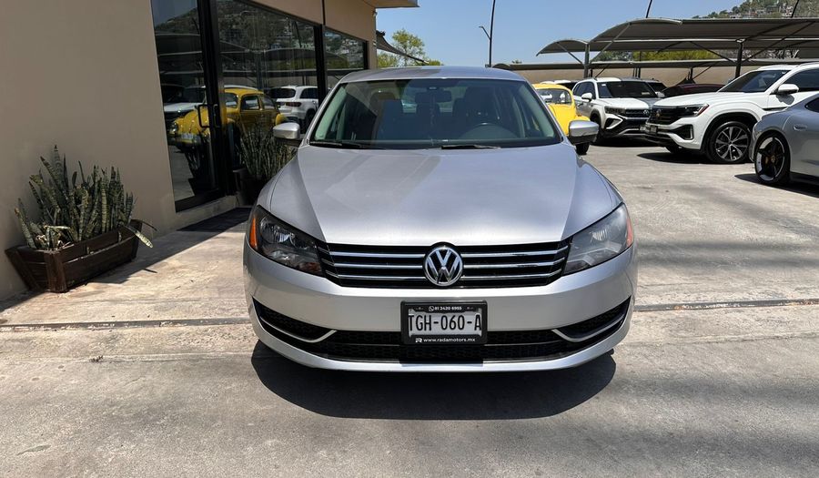 Volkswagen Passat 2.5 SPORTLINE TIPTRONIC Sedan 2015