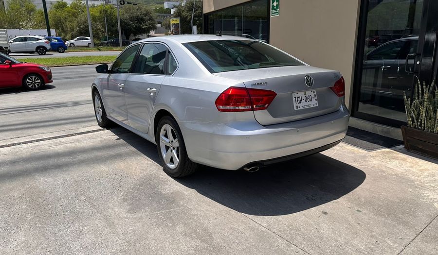 Volkswagen Passat 2.5 SPORTLINE TIPTRONIC Sedan 2015