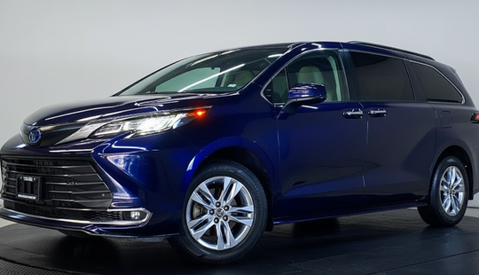 2022 • 95,573 km • Automático