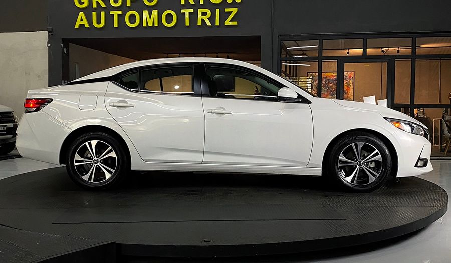 Nissan Sentra 2.0 ADVANCE CVT Sedan 2022
