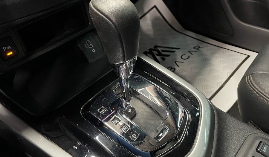 Nissan Frontier 2.5 PLATINUM LE AUTO Pickup 2024