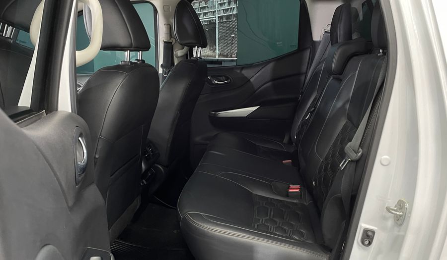 Nissan Frontier 2.5 PLATINUM LE AUTO Pickup 2024