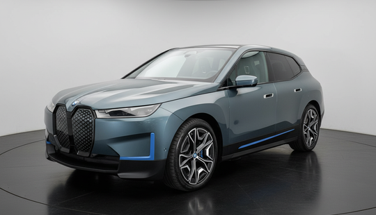 Bmw • iX