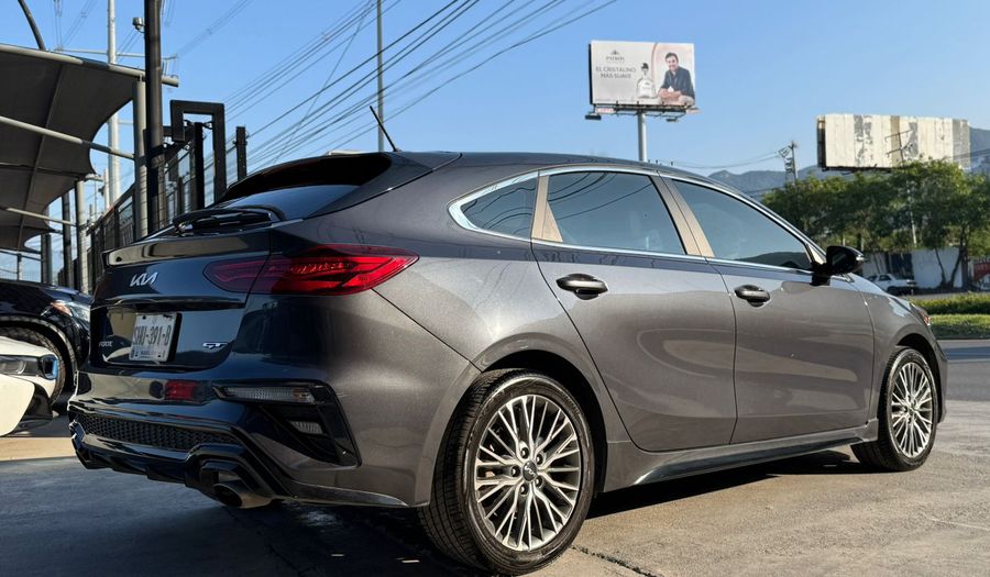 Kia Forte 1.6 GT DCT Hatchback 2023