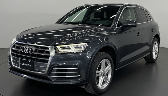 Audi • Q5