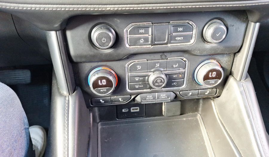 Chevrolet Suburban 5.3 LT C AUTO Suv 2022