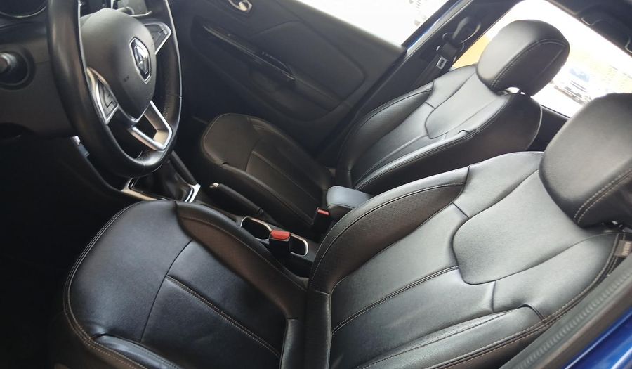 Renault Captur 1.3 ICONIC CVT Hatchback 2023