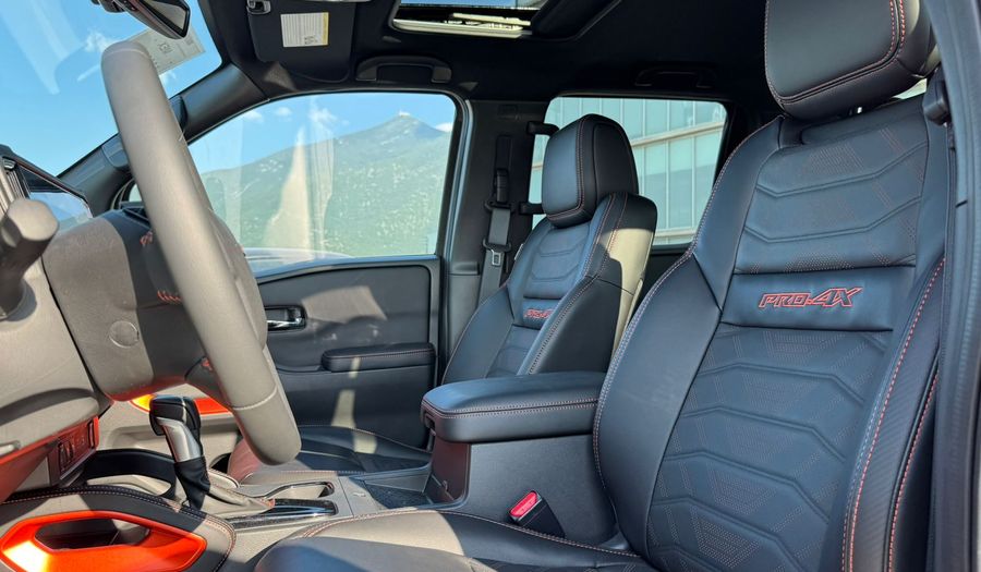 Nissan Frontier 3.8 V6 PRO-4X AUTO 4WD Pickup 2025