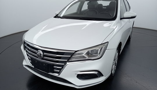 2023 • 72,587 km • Automático