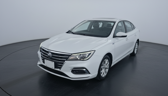 2023 • 91,910 km • Automático