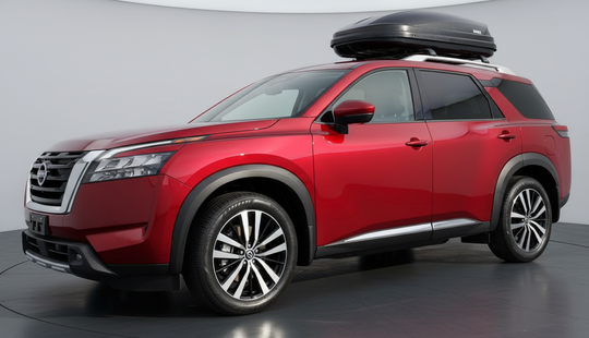 Nissan • Pathfinder