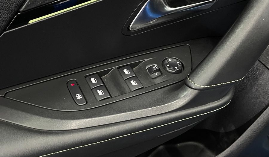 Peugeot 2008 1.2 GT AUTO FL Suv 2025