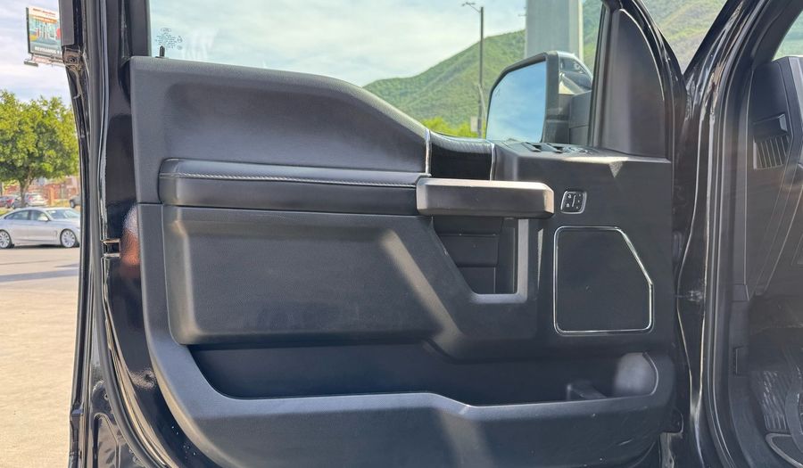 Ford Lobo 3.5 LOBO ECOBOOST PLATINUM CREW CAB 4WD Pickup 2019