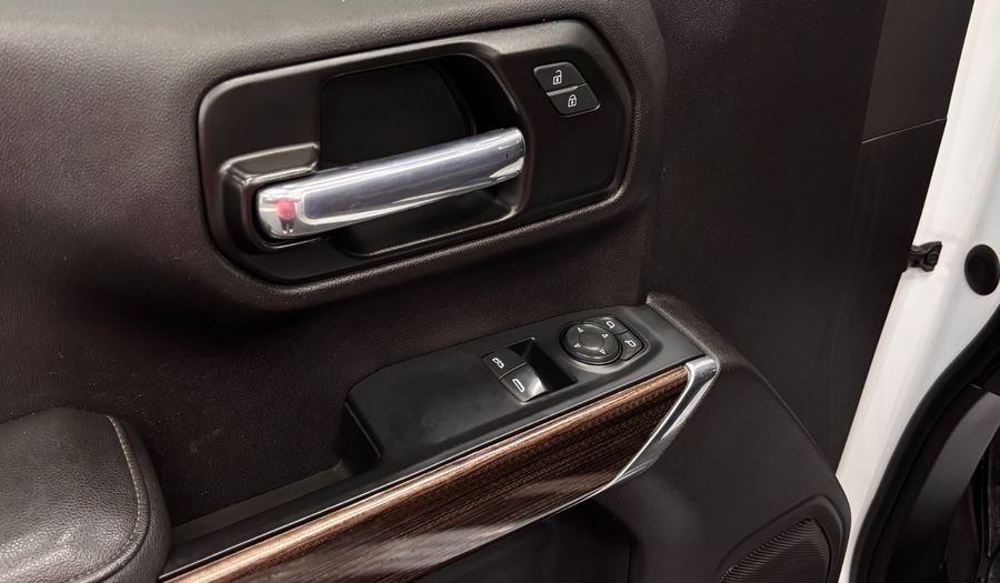 Chevrolet Cheyenne 5.3 CHEYENNE LT CAB REG H AUTO 4WD Pickup 2021