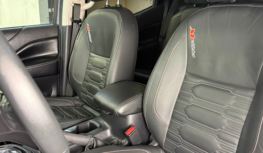 Nissan Frontier 2.5 PRO-4X AUTO 4WD Pickup 2022