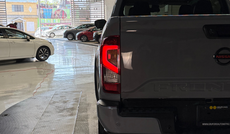Nissan Frontier 2.5 PRO-4X AUTO 4WD Pickup 2022