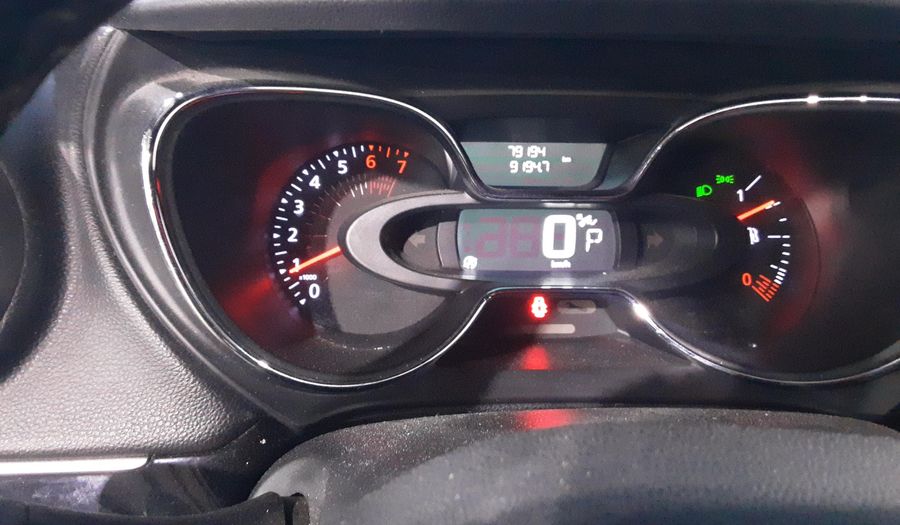 Renault Captur 1.3 ICONIC CVT Hatchback 2022