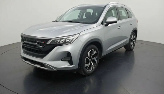 2023 • 80,000 km • Automático