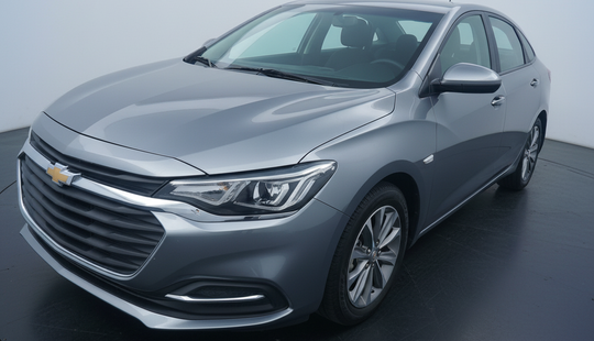 2023 • 82,461 km • Automático