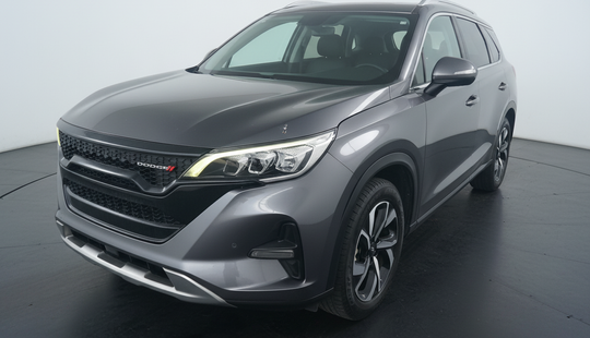 2023 • 70,619 km • Automático