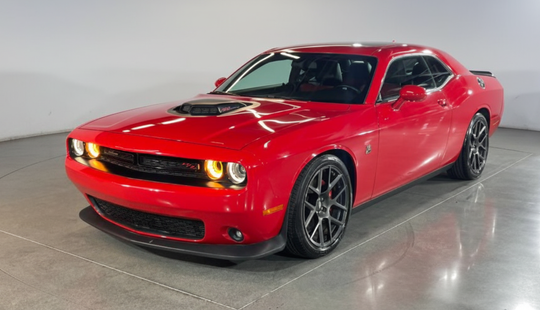 Dodge • Challenger