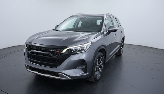 2023 • 95,606 km • Automático