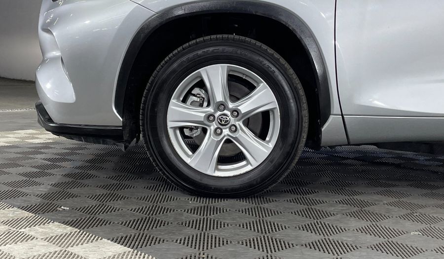 Toyota Highlander 3.5 LE AUTO Suv 2020