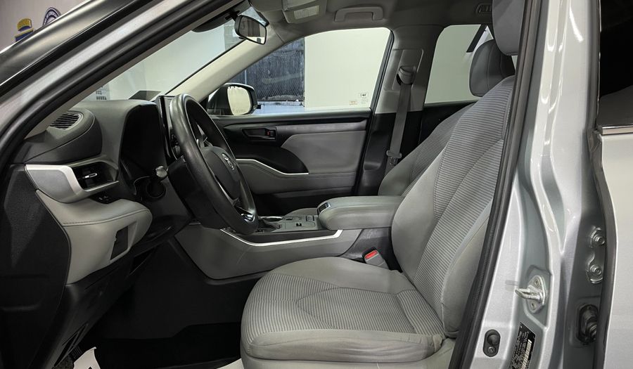 Toyota Highlander 3.5 LE AUTO Suv 2020