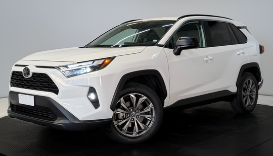 Mitsubishi • Xpander