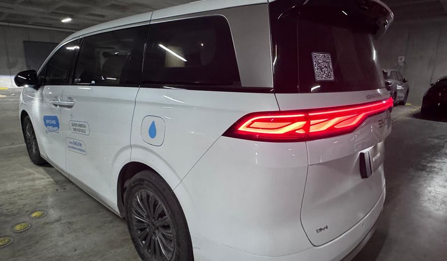 Byd M9 1.5T PHEV DM-I GL AUTO Minivan 2026