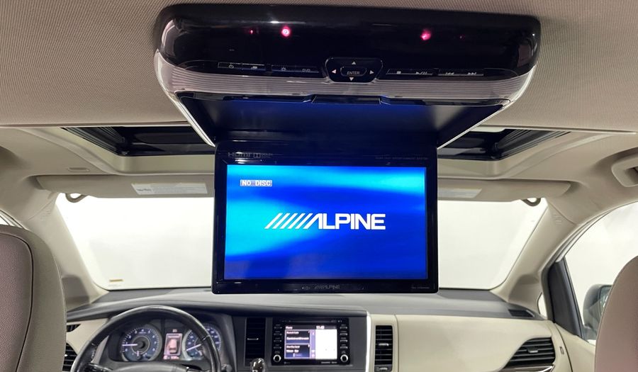 Toyota Sienna 3.5 XLE PIEL AUTO Minivan 2019