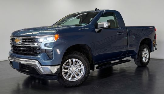 2024 • 26,899 km • Automático