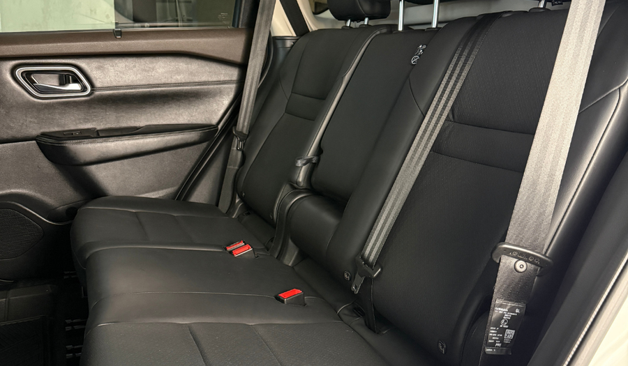 Nissan X-trail 2.5 PLATINUM PLUS 2 ROW CVT Suv 2023